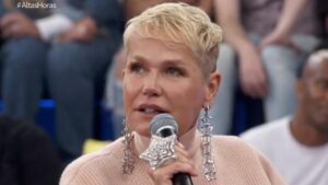 Xuxa recorda cirurgias no passado (Foto: Reprodução)