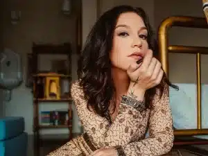 A cantora Priscilla Alcantara se posicionou em dia do Orgulho (Reprodução)