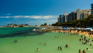 Praia das Castanheiras em Guarapari/ES (Vitor Jubini/MTur)