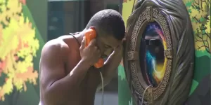 Davi atende Big Fone no BBB24 (Foto: Reprodução)