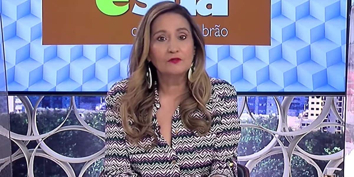 Apresentadora Sonia Abrão (Foto: YouTube)