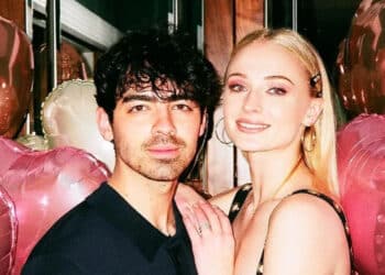 Joe Jones e Sophie Turner (Foto: Instagram)