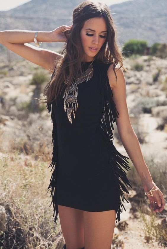 Vestido com franja (Foto: Pinterest)