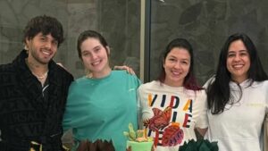 Virginia e família de Zé Felipe (Foto: Instagram)