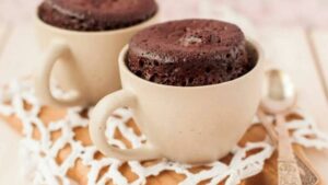 Bolo de caneca fit com whey protein (Foto: Freepik)