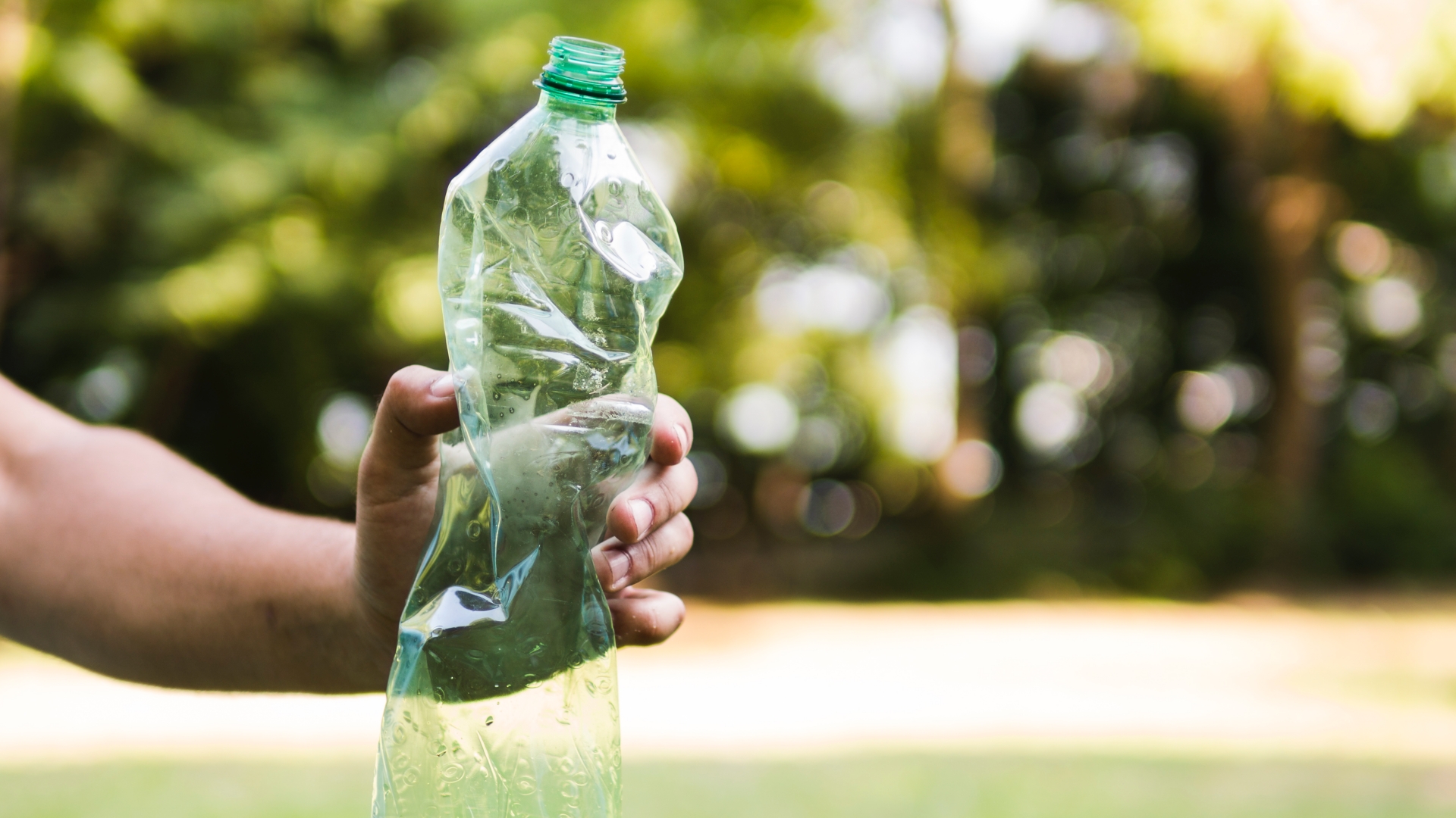 Embalagem pet (Foto: Freepik)