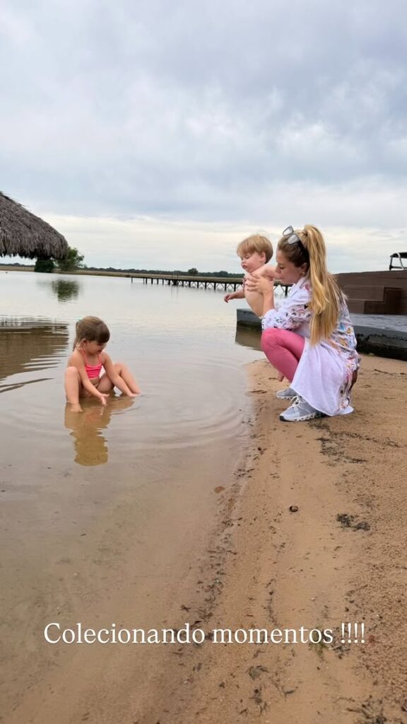 Poliana Rocha e netos (Foto: Instagram)