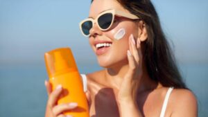 Protetor solar (Foto: Freepik)