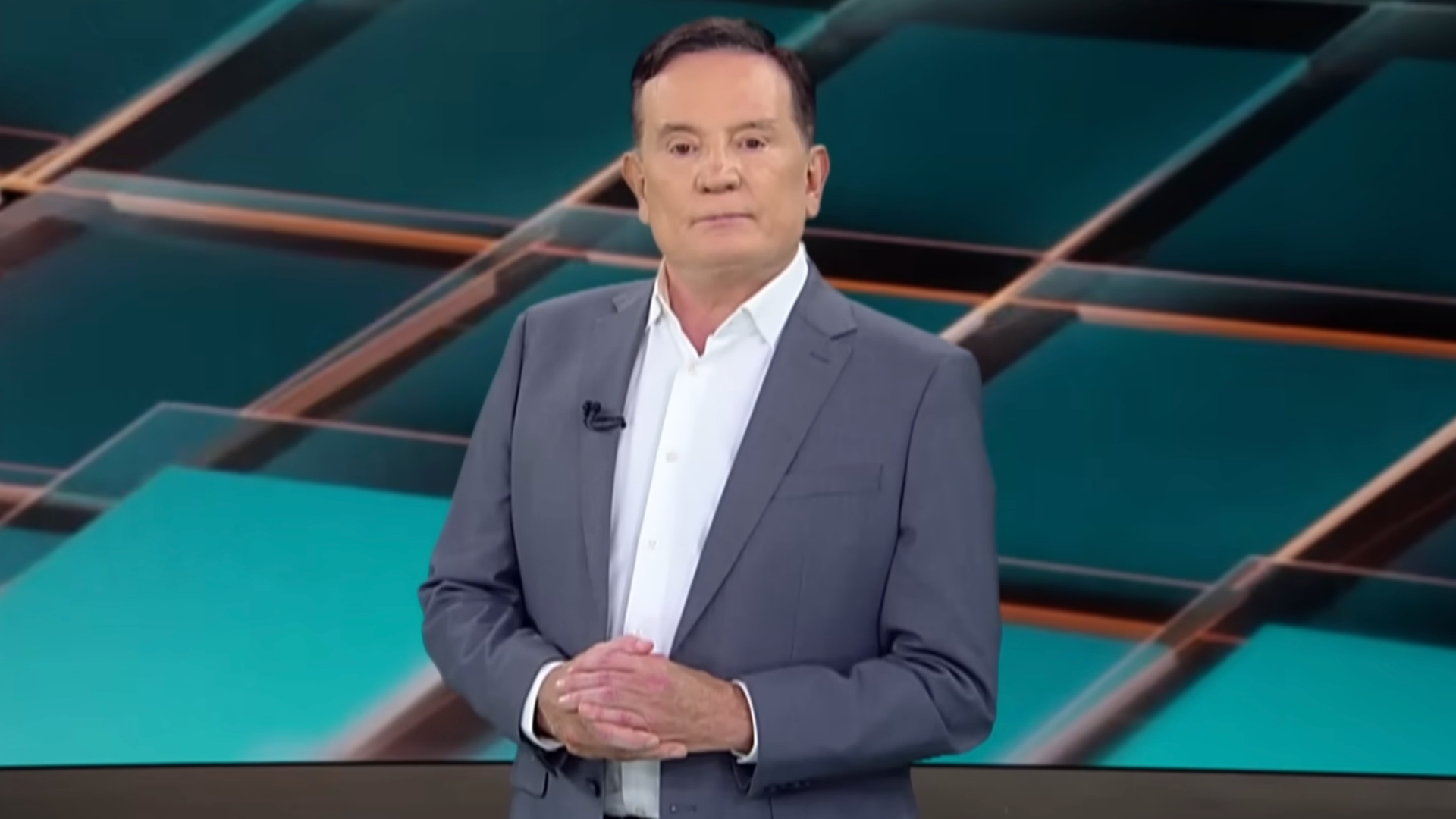 Roberto Cabrini (Foto: Youtube/ Record)