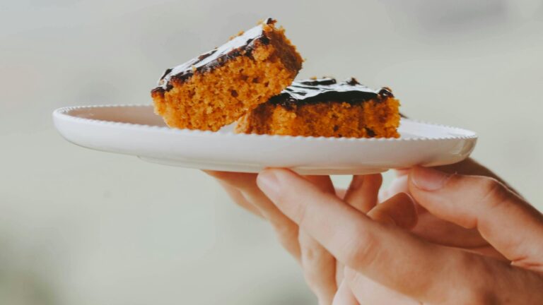 Bolo de cenoura (Foto: Pexels)