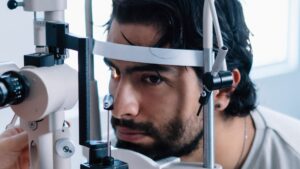 Consulta dos olhos (Foto: Pexels)